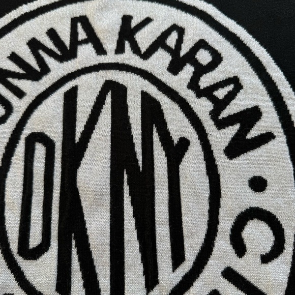 DKNY Donna Karan Circa 1989 Black White Logo Sweater Medium Shimmer Winter - Picture 4 of 9